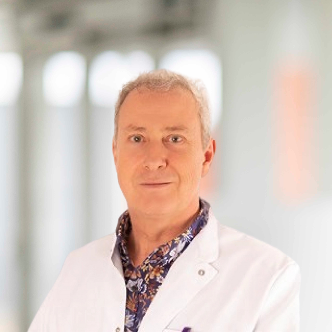 Dr. Jehin met achtergrond